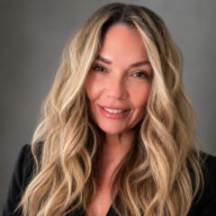 Carolyn Contreras