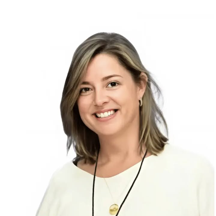 Paloma Cava