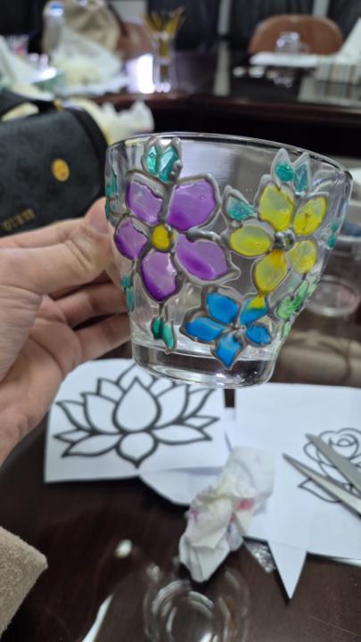 atelier peinture sur verre