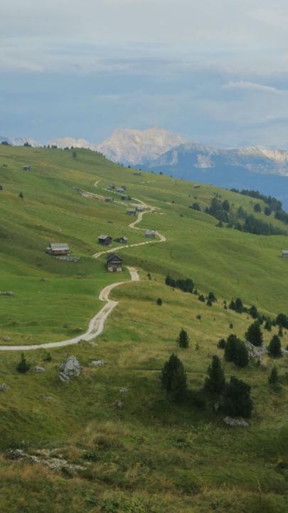 My Top  6 Running Destinations for Training & Trail Running Adventures