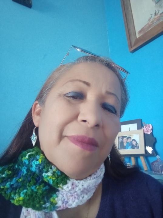 Carmen Mares