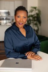 Tiffany Bridges