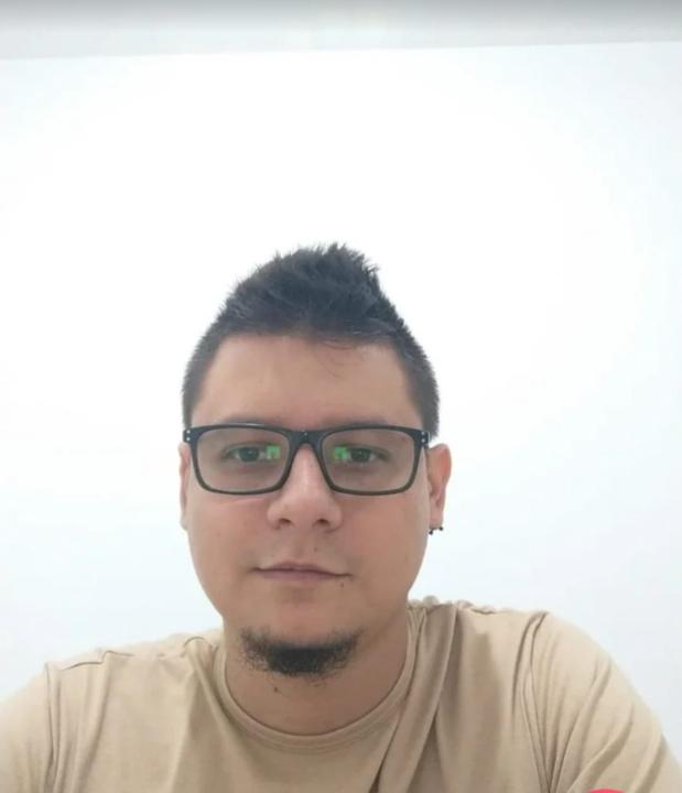 Cristian Lozano