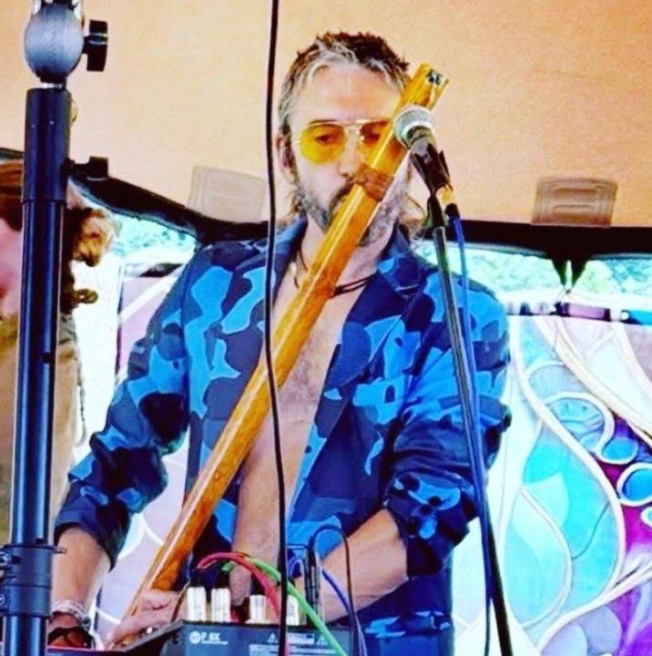 Alex Akal
