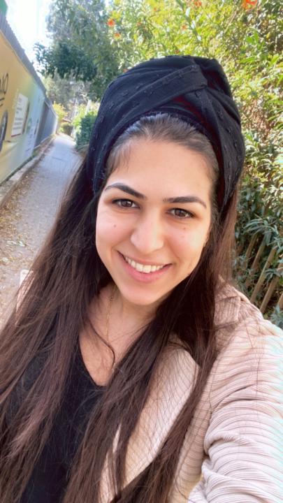 נופר אבאייב