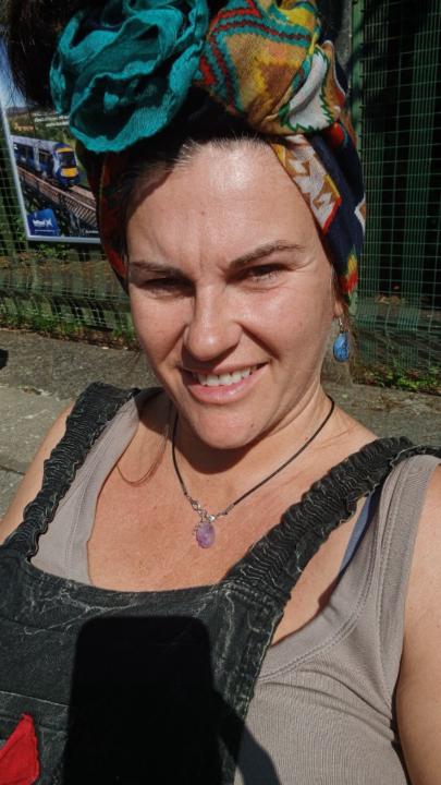 Tracey Holmes
