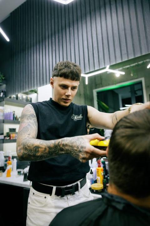 Arek Donkuteqmontana