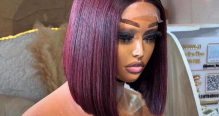 Wig vendor in Italy