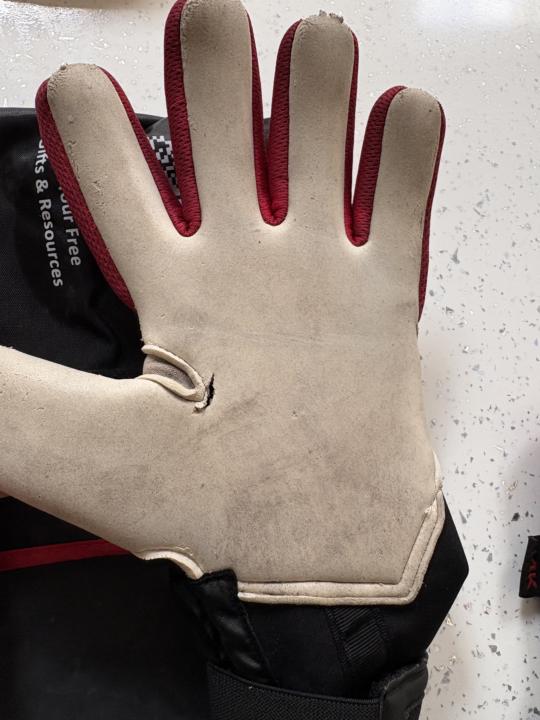 Thoughts on glove wear