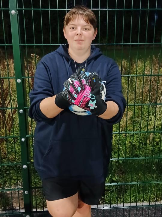 New ionic pink and blue finger roll gloves...