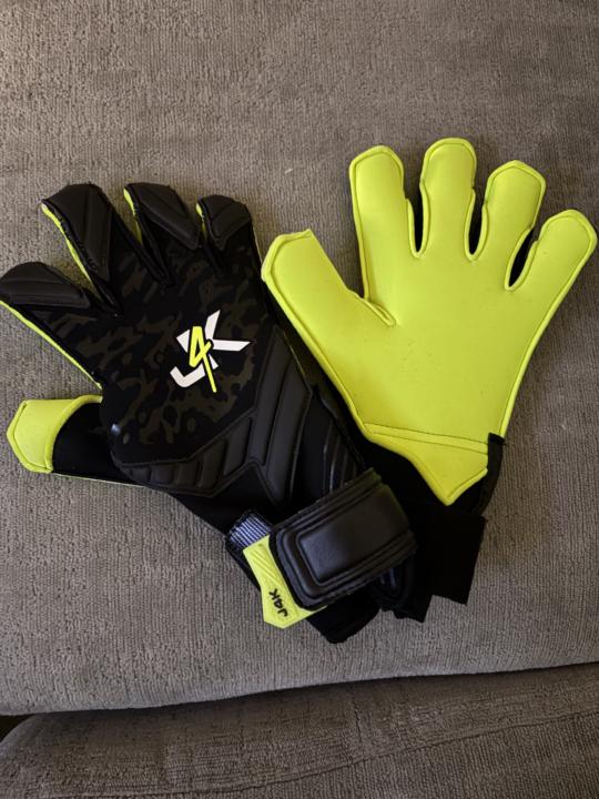 HAPPY 11th  🎁 🎈