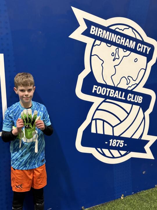 Some amazing news for Teddy today 🧤🔥