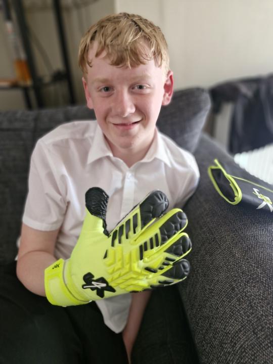 Gloves arrived 