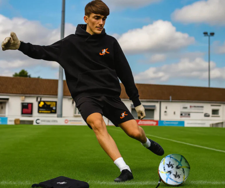 BEST GOALKEEPER TOOL - EVER 🤫