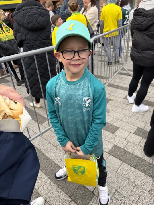 Norwich City Mascot