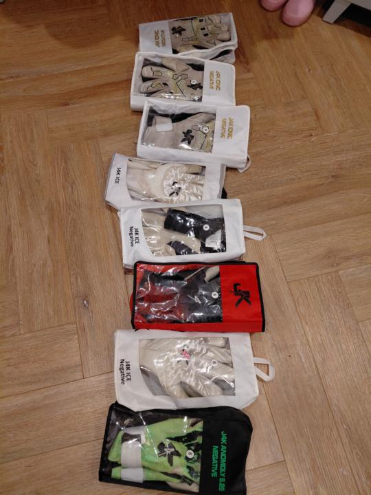 Donating gloves 