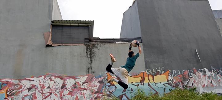 Struggle for high diving in body allignment ( body and leg )