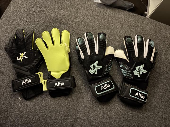 New Gloves for Christmas 🎄