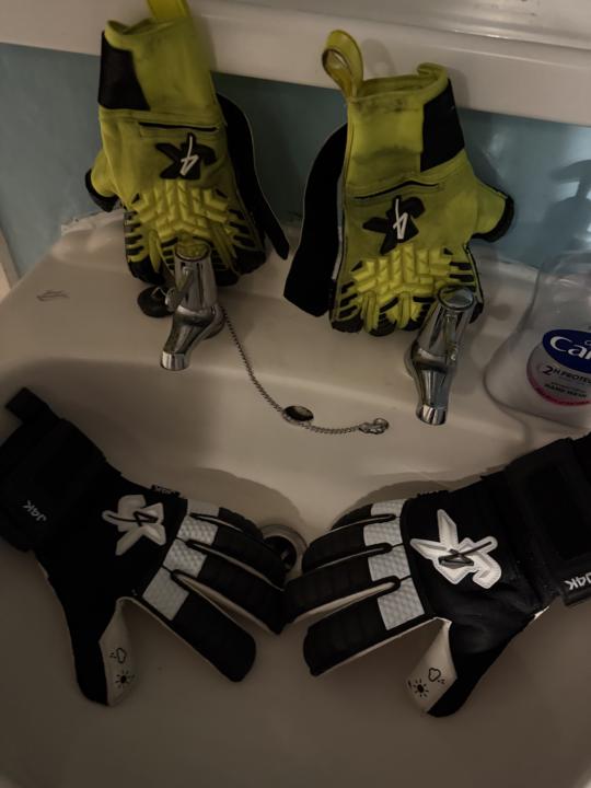 Tell me you live with goalkeepers … 