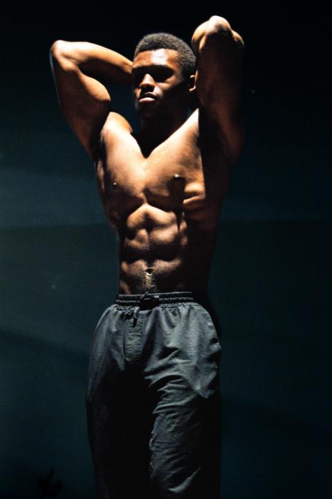 Profiting from fitness photoshoot