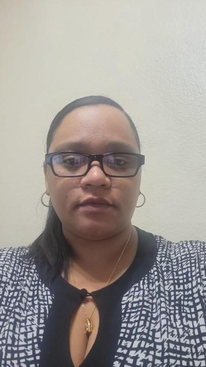 Yaneisy Diaz maturell