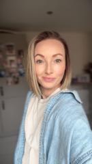 Holly Stuart
