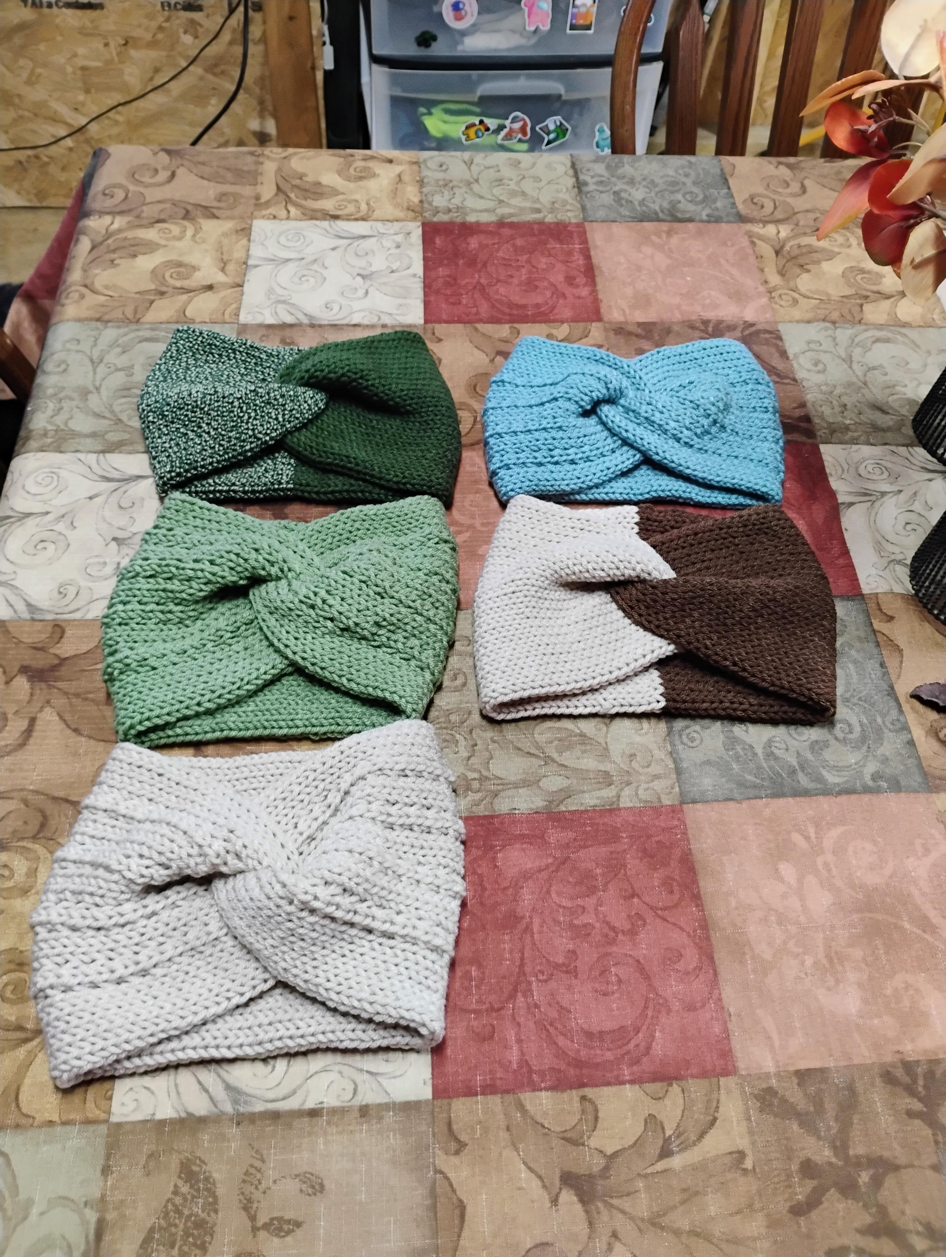 Ear warmers · Circular Machine Knitting Addi