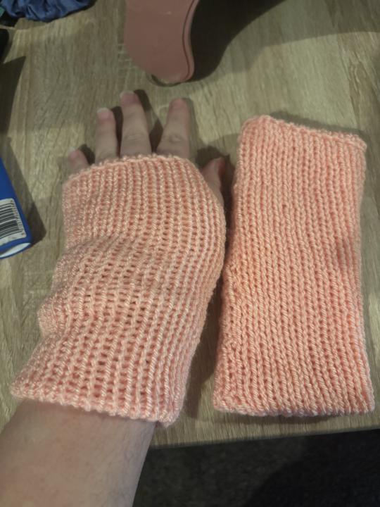 Fingerless gloves