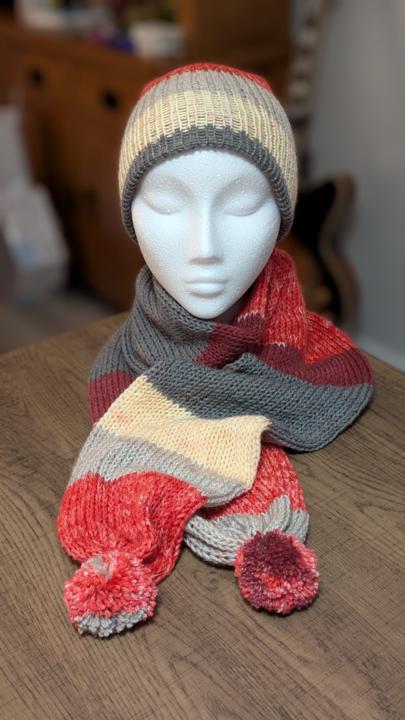 Scarfs and hat