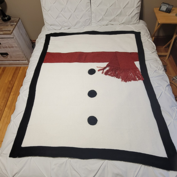 ☃️ Sneak Peek: The Snowman Blanket + A Little Life Update