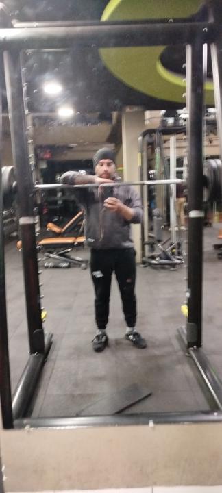 Per aspera AD Astra ( por las rudezas del camino ,hacia las estrellas) 