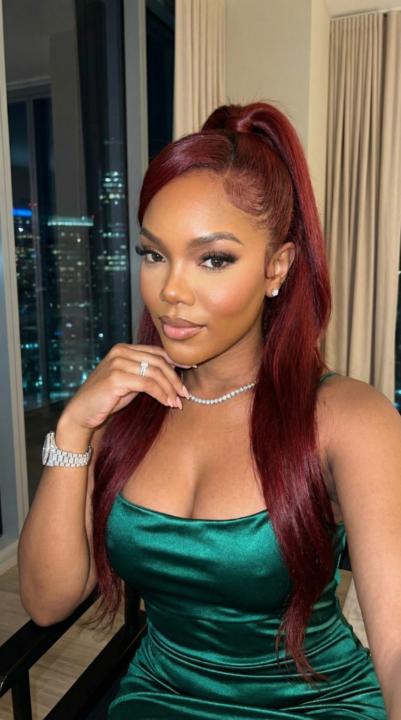 Nola Monet
