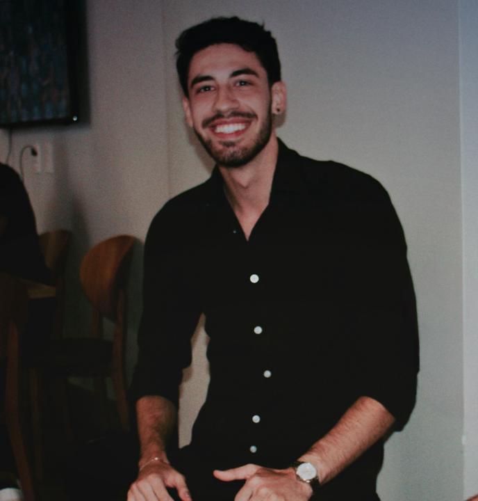 Enzo Preto