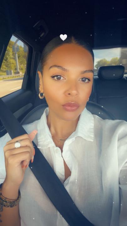 Brenda Flora