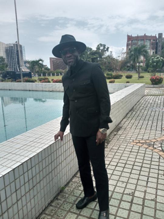 Davy Kombila mouloungui