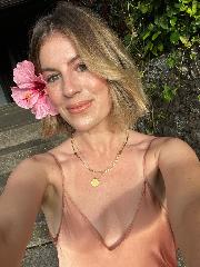Jenni Adishian