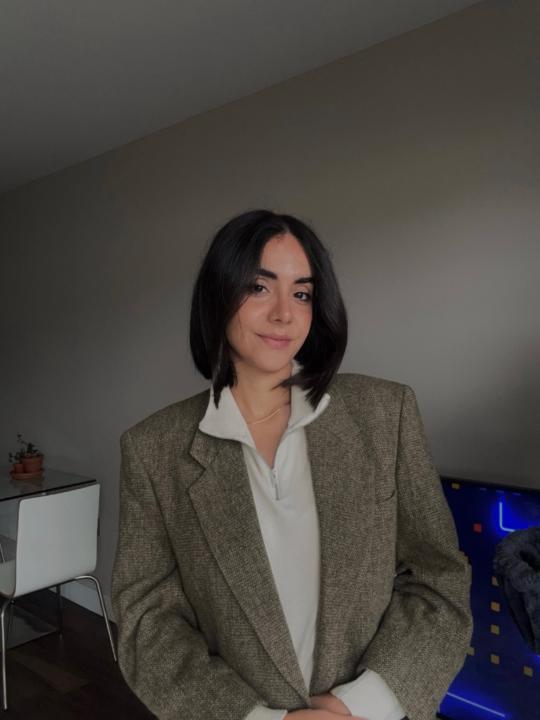 Mona Razavi Feshkouri