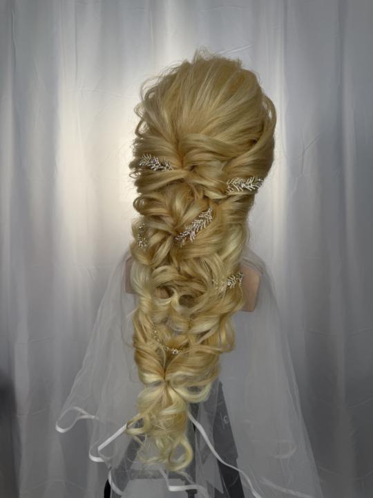 NEW TUTORIAL: Big Elsa Inspired Braid