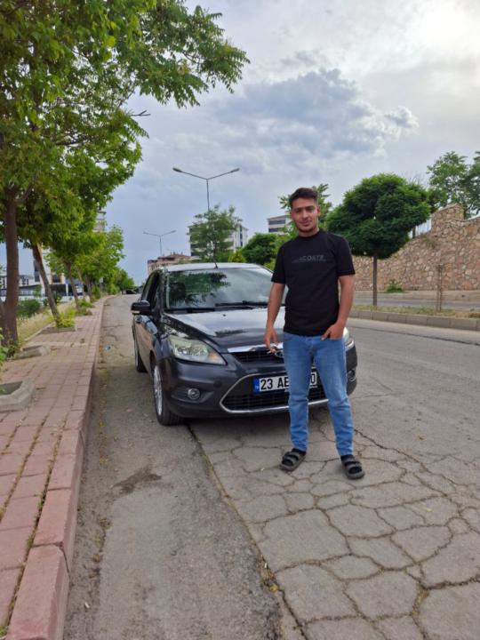 Veysel Özcan