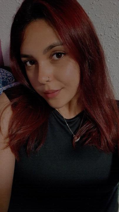 Annie Navas