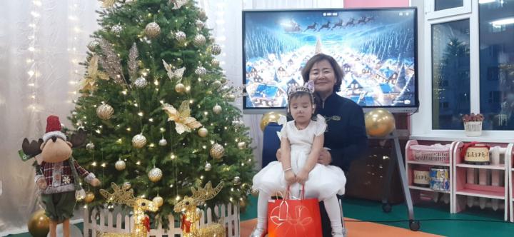 Эрдэнэ очир Энхтуяа