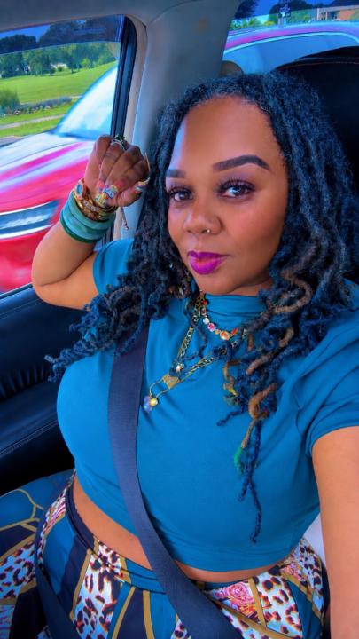 Ash Renee