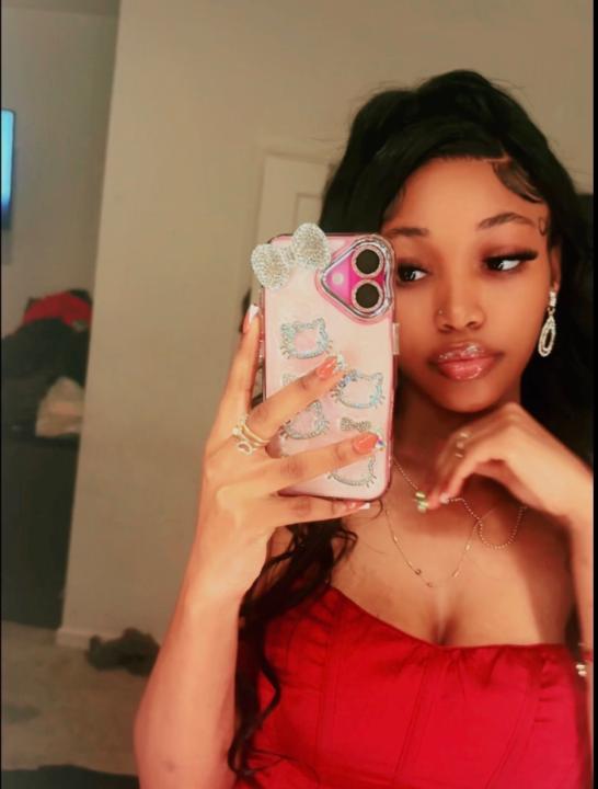 Arshona Williams