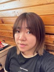 Helen 鍾