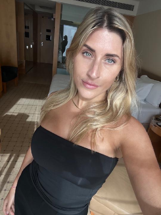 Bella Molloy van de Klundert