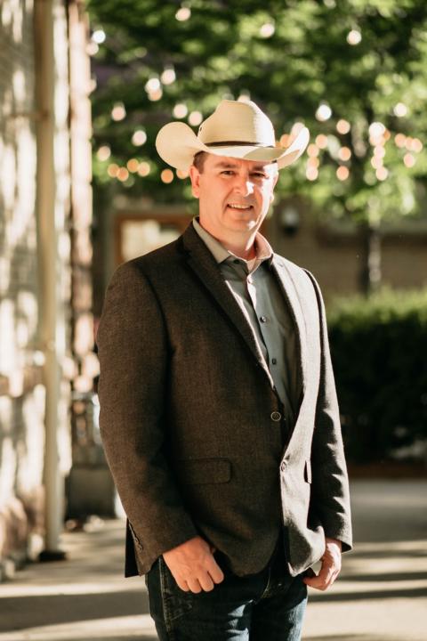 Justin Whitfield