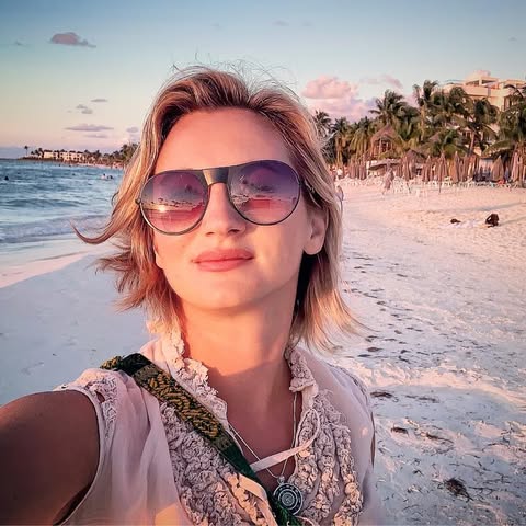 Kinga Corina Mesaros