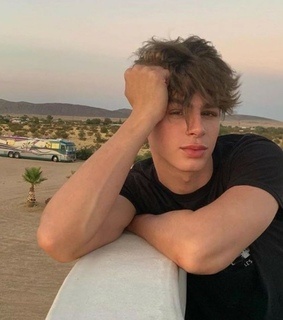 James Leo