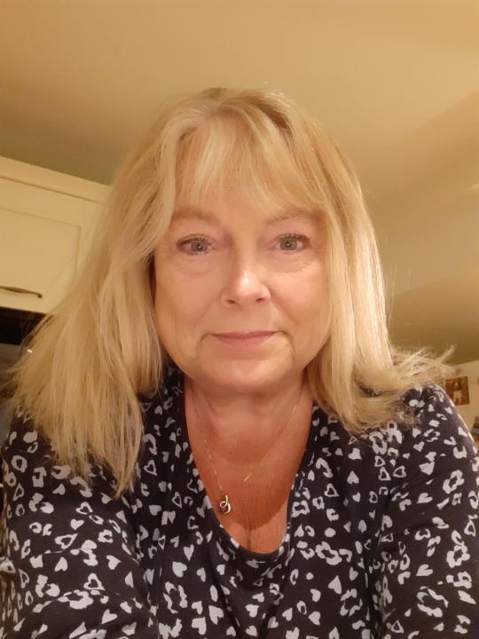 Sandra White