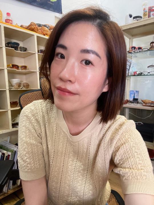 李 溱溱